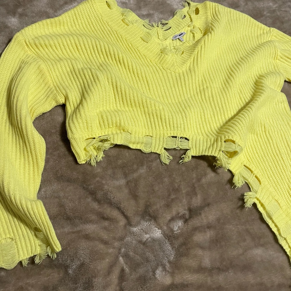 Cropped distressed fashionova sweater